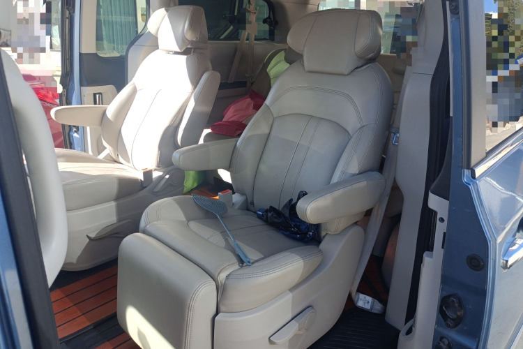 上汽大通MAXUS 大通G10 2016款 2.0T 自动豪华行政版中控内饰21