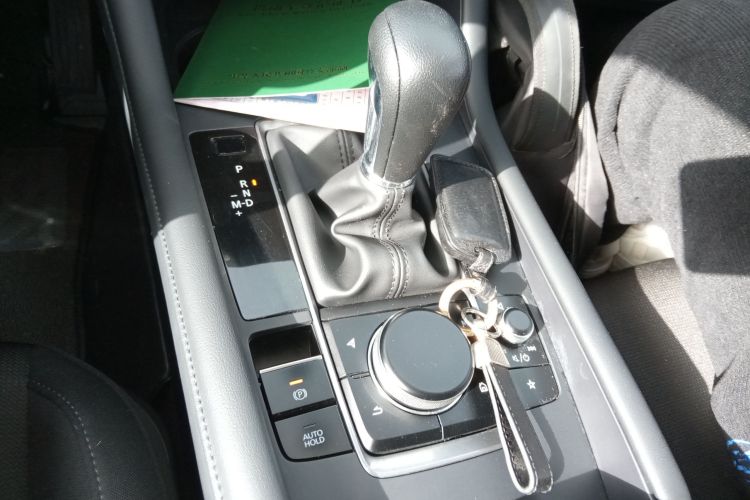 马自达3 昂克赛拉 2021款 1.5L 自动质美版中控内饰18