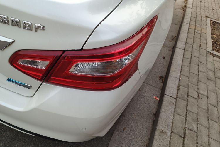 日产 天籁 2016款 2.5L XL-UpperNAVI Tech 智尊版车身外观9