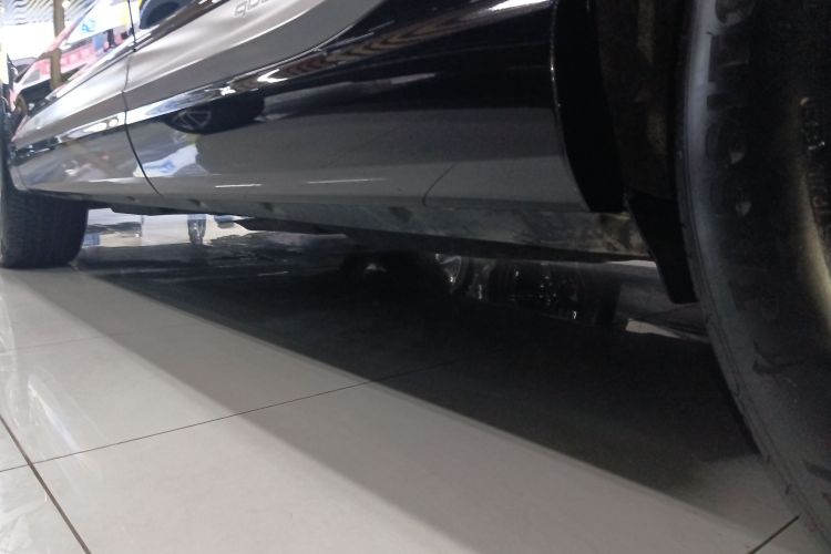 奥迪Q7 2018款 40 TFSI S line运动型局部细节9002