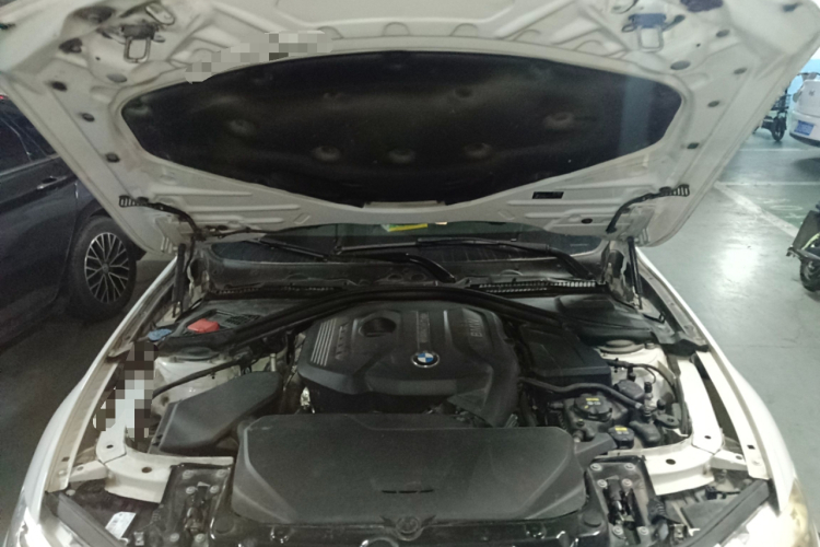 宝马3系 2017款 320i M运动型局部细节24