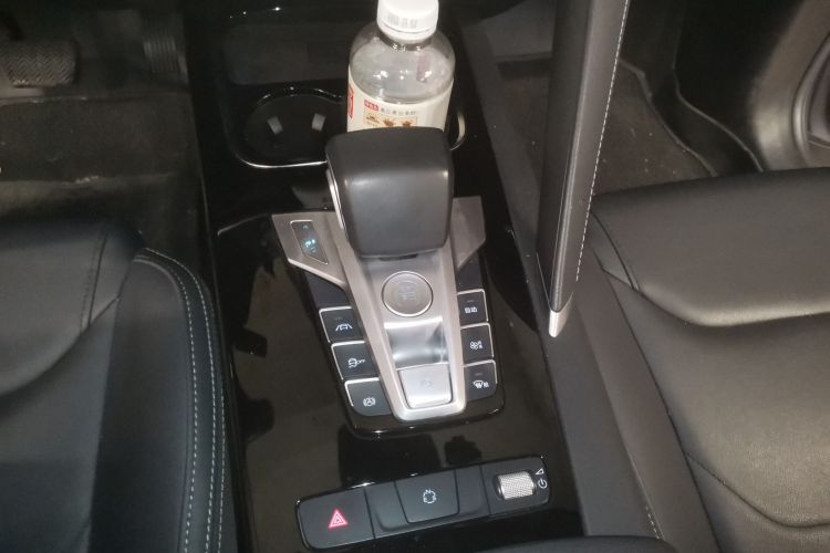 比亚迪 宋Pro 2021款 1.5T 自动精英型中控内饰18