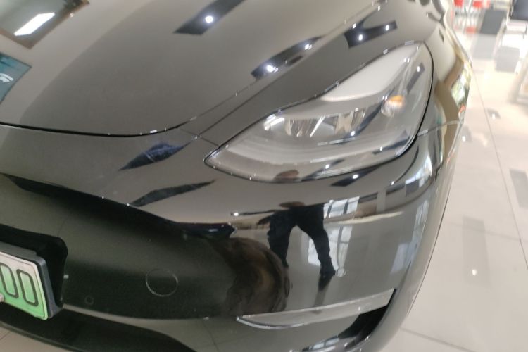 特斯拉 Model Y 2021款 长续航全轮驱动版 3D7局部细节36