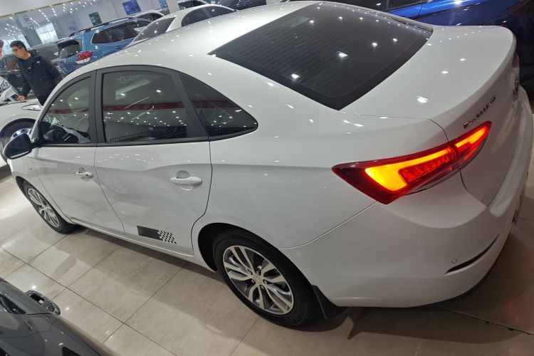 别克 英朗 2021款 改款 1.3T 自动轻混动精英型车身外观6003