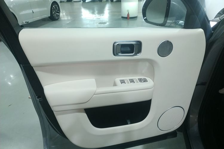 理想汽车 理想L8 2024款 Ultra中控内饰7007