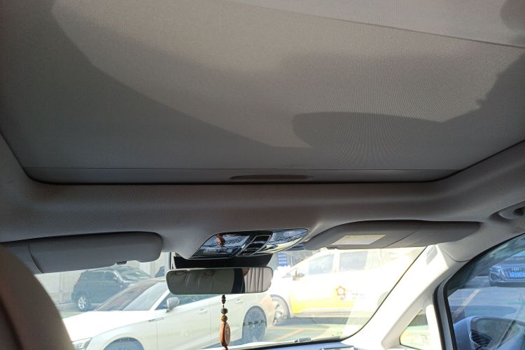 荣威iMAX8 2021款 400TGI Supreme系列至尊版局部细节22