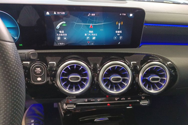 奔驰A级 2020款 A 200 L 运动轿车中控内饰16