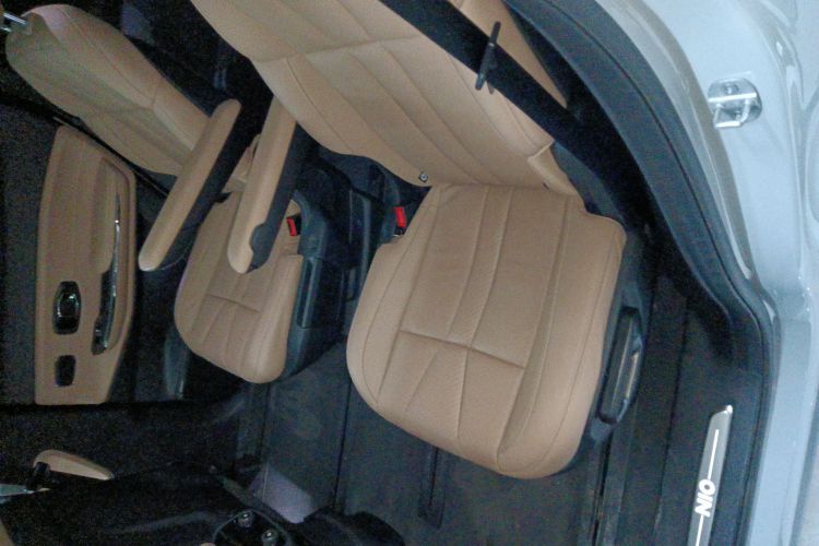 蔚来ES8 2020款 580KM 签名版 六座版中控内饰21