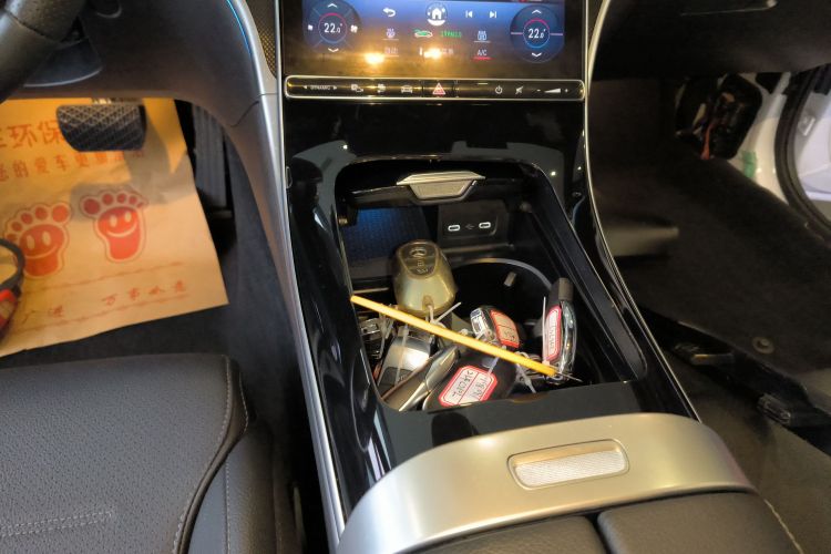 奔驰C级新能源 2023款 C 350 eL局部细节18