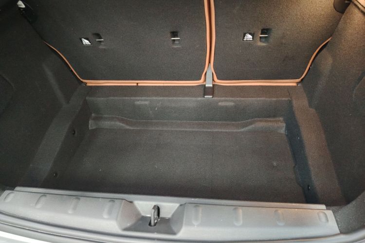 MINI 2023款 2.0T COOPER S 艺术家 五门版局部细节23