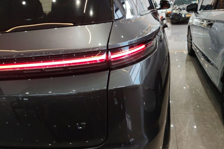 理想汽车 理想L7 2023款 Pro车身外观6006