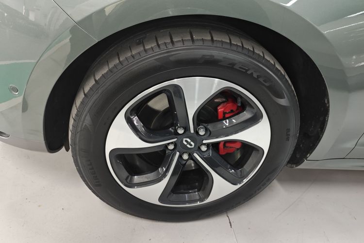 鸿蒙智行 问界M5 2022款 纯电后驱标准版车身外观6007