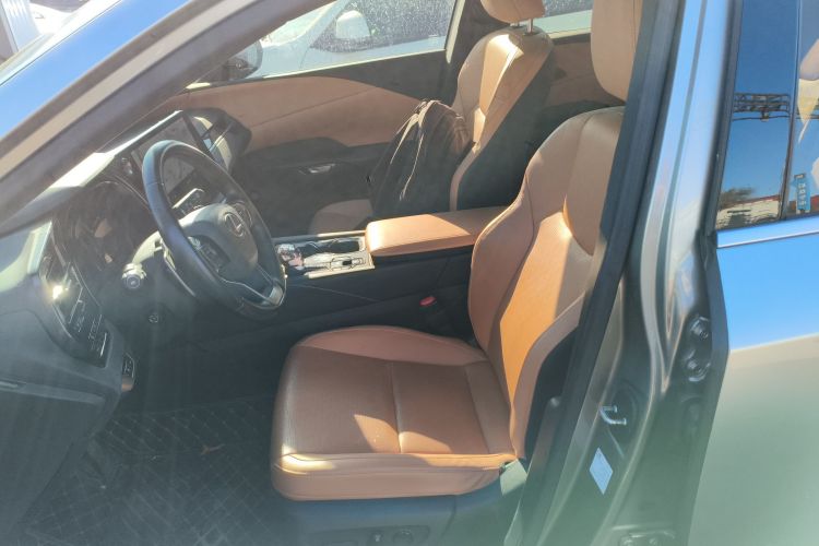 雷克萨斯RX 2023款 350h 四驱醇享版中控内饰19