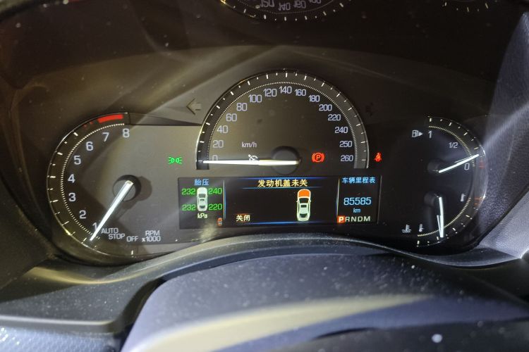 凯迪拉克ATS-L 2017款 28T 技术型中控内饰15