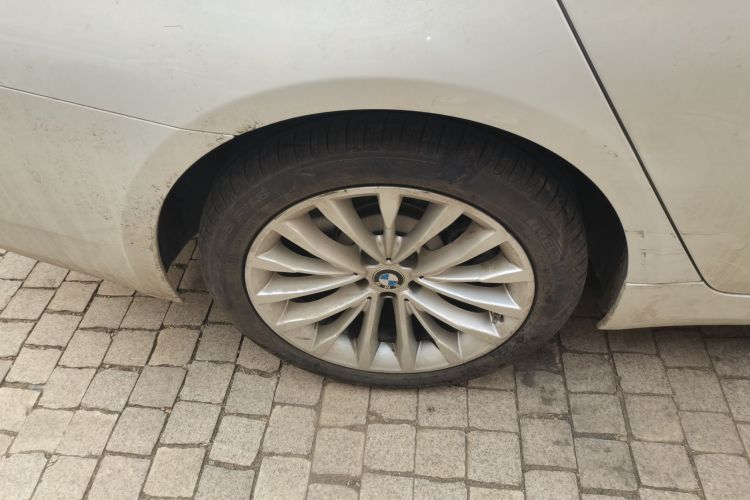 宝马5系 2021款 525Li 豪华套装车身外观6008