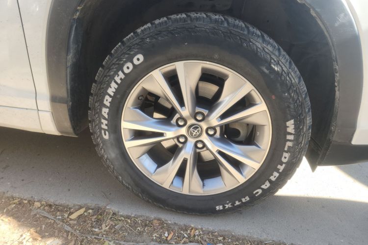 丰田 汉兰达 2021款 2.0T 四驱精英版 7座车身外观10