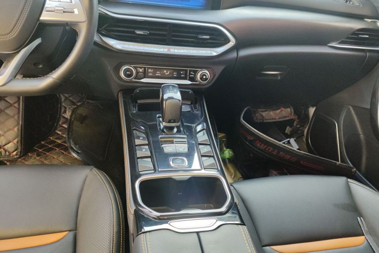 奔腾T77 2019款 230 TID 自动尊享型 国V中控内饰18