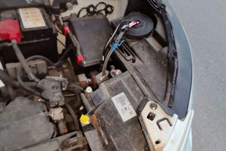 标致4008 2019款 360THP 尝先版局部细节9007