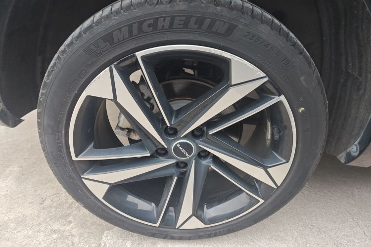 荣威RX5 MAX 2022款 1.5T 自动有为尊贵版车身外观6008