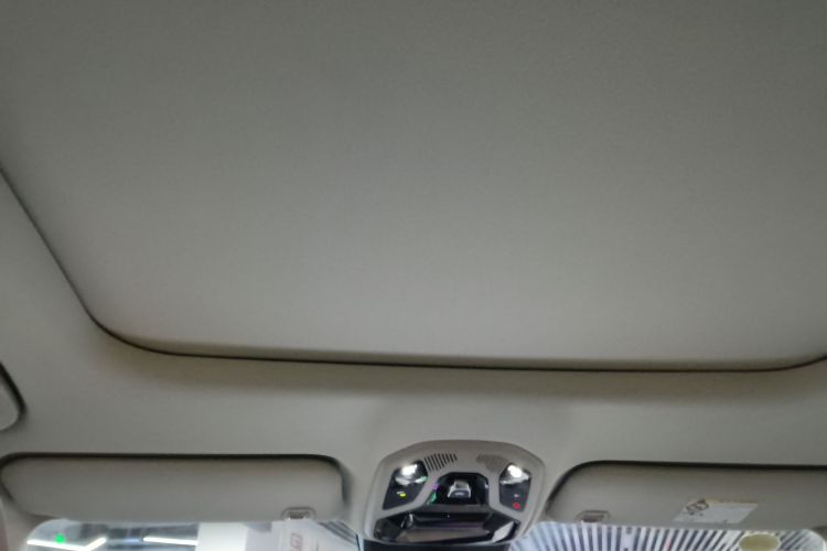 领克06 2023款 Remix 1.5T Shero中控内饰22