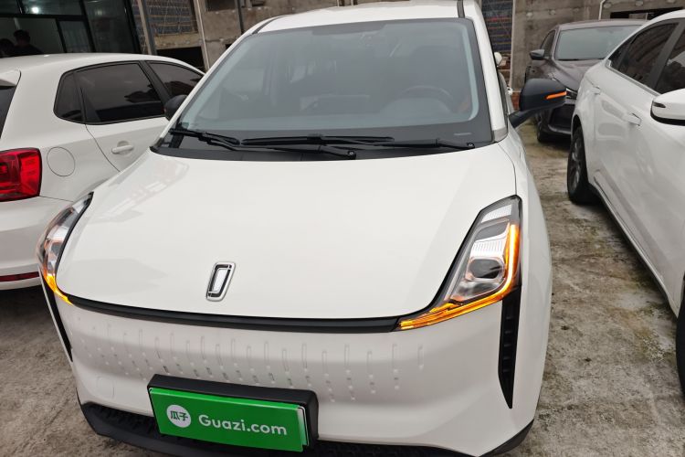 奔腾NAT 2023款 PRO 舒享出行加长版 425km车身外观2