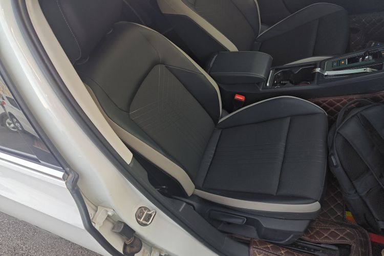 大众 高尔夫 2021款 280TSI DSG Pro局部细节41