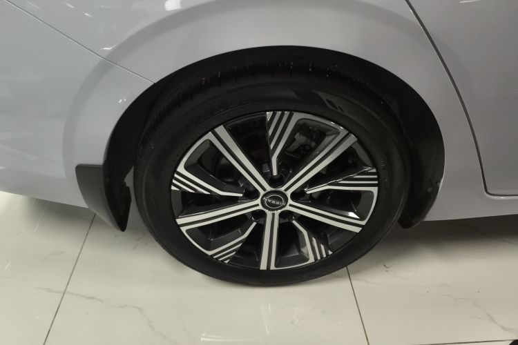 日产 轩逸 2023款 超混电驱 超豪华Ultra车身外观6008