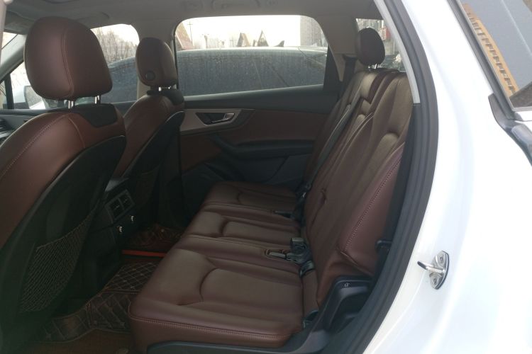 奥迪Q7（平行进口） 中控内饰21