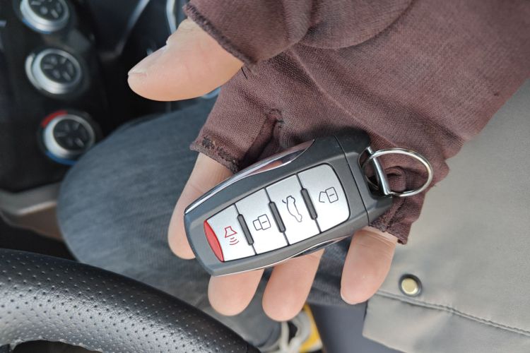 哈弗H6 2019款 运动版 1.5T 手动两驱精英型 国VI中控内饰7001