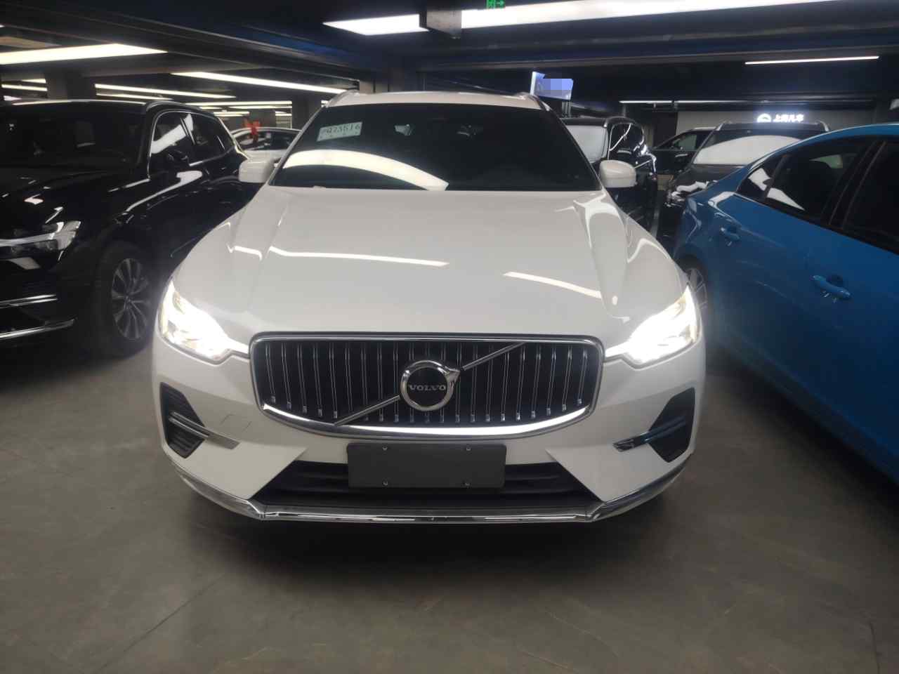 沃尔沃XC60 2024款 B5 四驱智远豪华版(2)