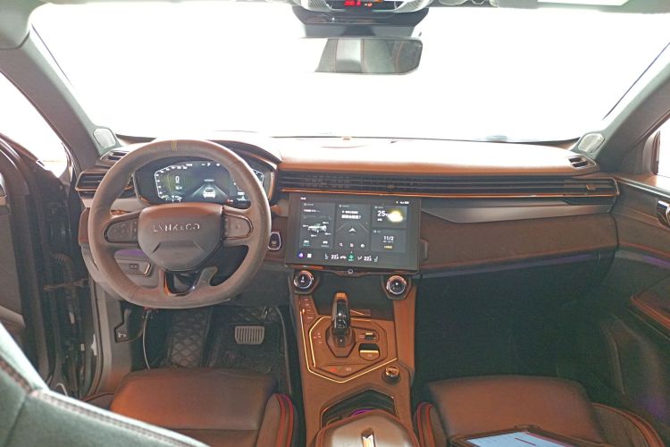 领克05 2020款 2.0TD 四驱劲Halo中控内饰12