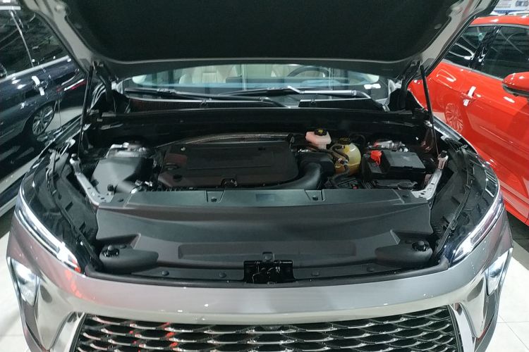 别克 2024款 昂科威Plus 四驱Avenir艾维亚机舱底盘24