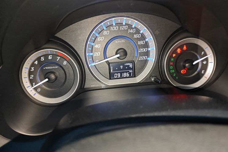 本田 锋范经典 2012款 1.5L 自动精英版中控内饰15