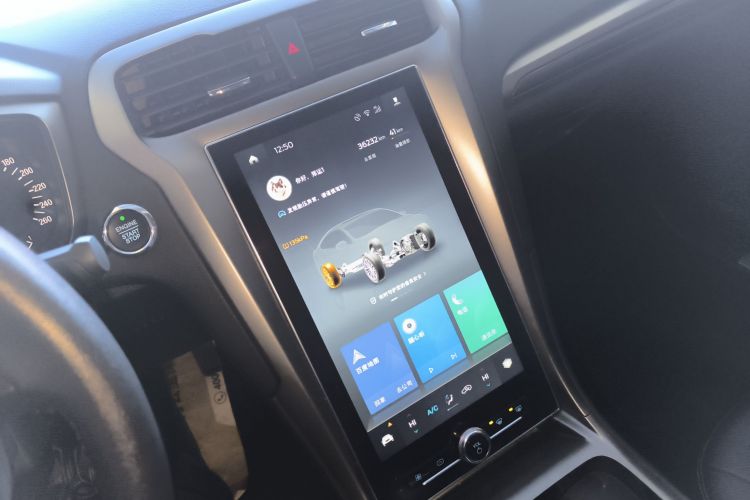 福特 蒙迪欧 2020款 EcoBoost 180 时尚型中控内饰16