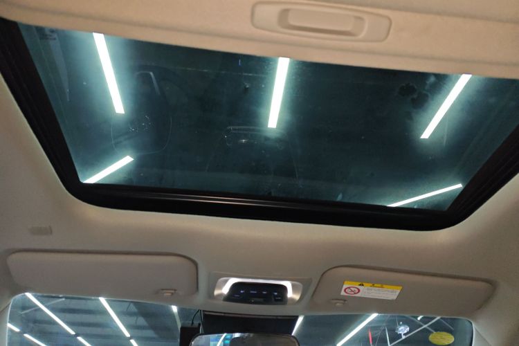 丰田 锋兰达 2023款 2.0L 智能电混双擎 领先版中控内饰22