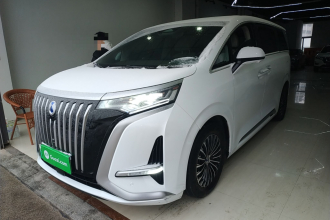 腾势D9 2022款 EV 620 尊贵型