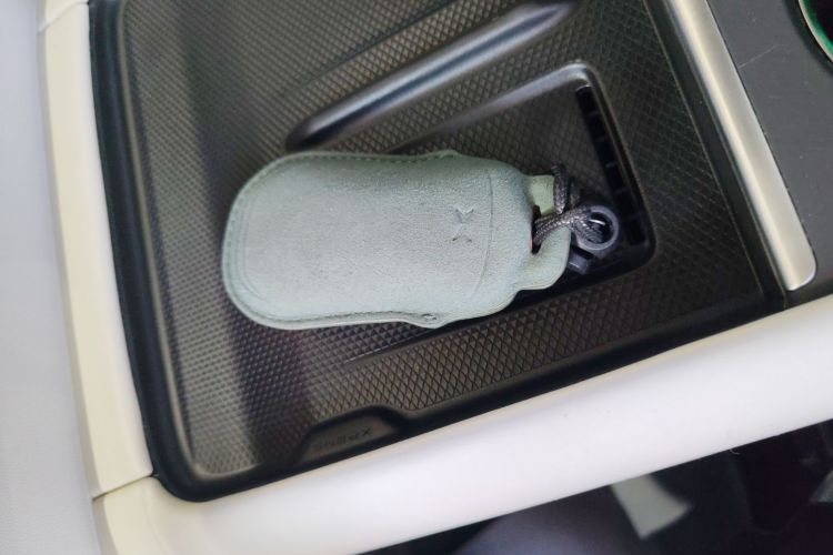 小鹏G6 2023款 580 长续航 Pro中控内饰11