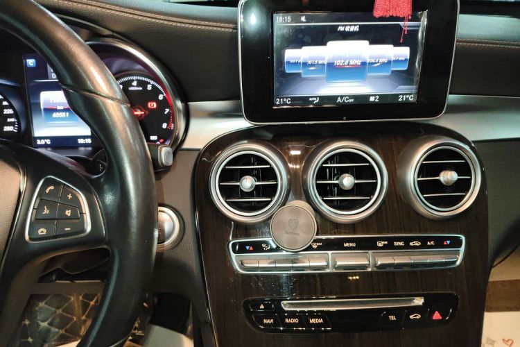 奔驰GLC 2019款 GLC 260 L 4MATIC 动感型局部细节16