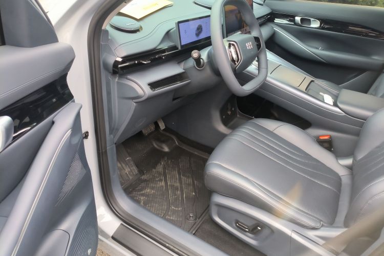 吉利银河 银河E5 2024款 530km 探索+版中控内饰20