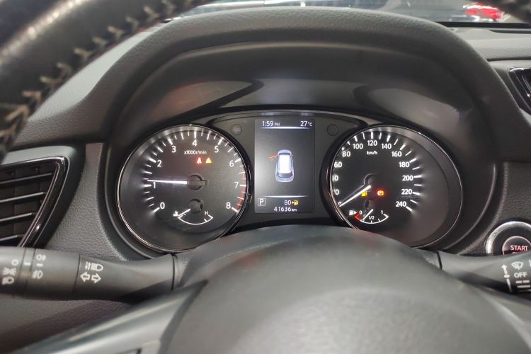 日产 奇骏 2020款 2.0L XL ITS CVT 2WD智联舒适版中控内饰14