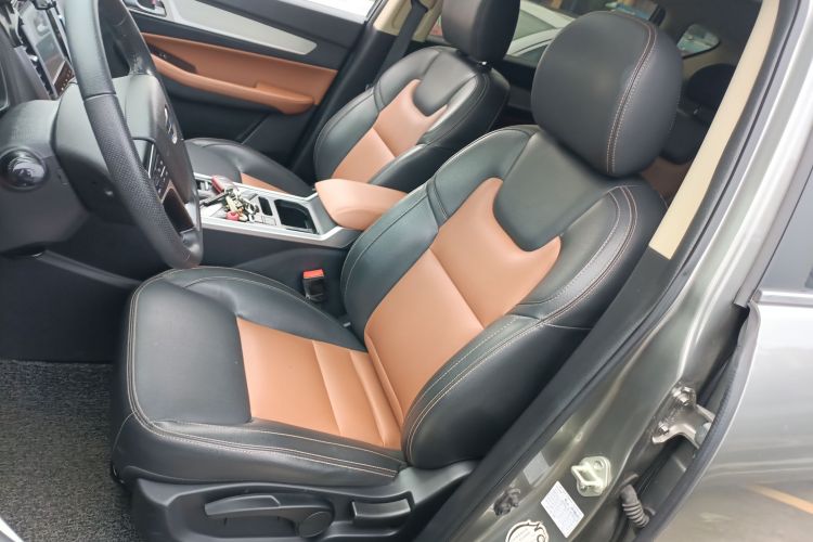 吉利汽车 远景X6 2018款 1.4T CVT 4G互联豪华型局部细节19