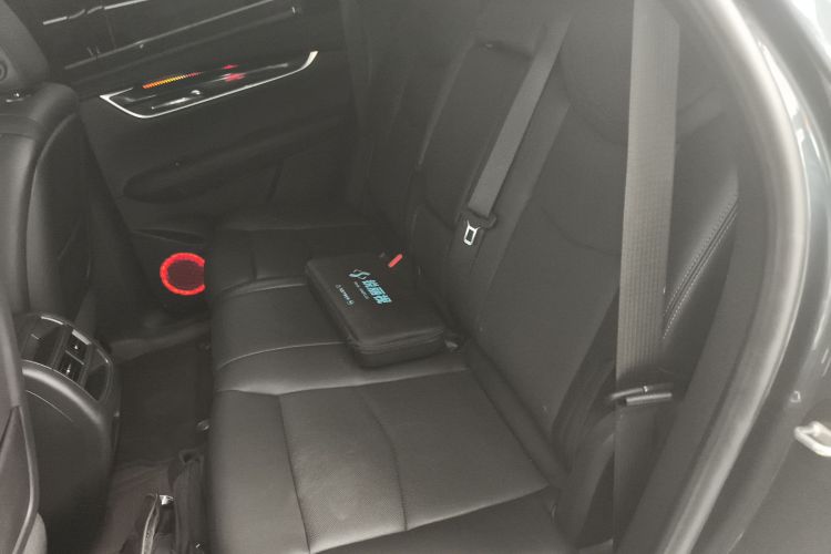 凯迪拉克XT5 2022款 2.0T 四驱豪华型（蜂鸟版）中控内饰21