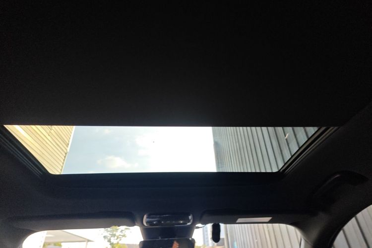 领克03 2025款 1.5TD DCT冠军版Pro中控内饰22