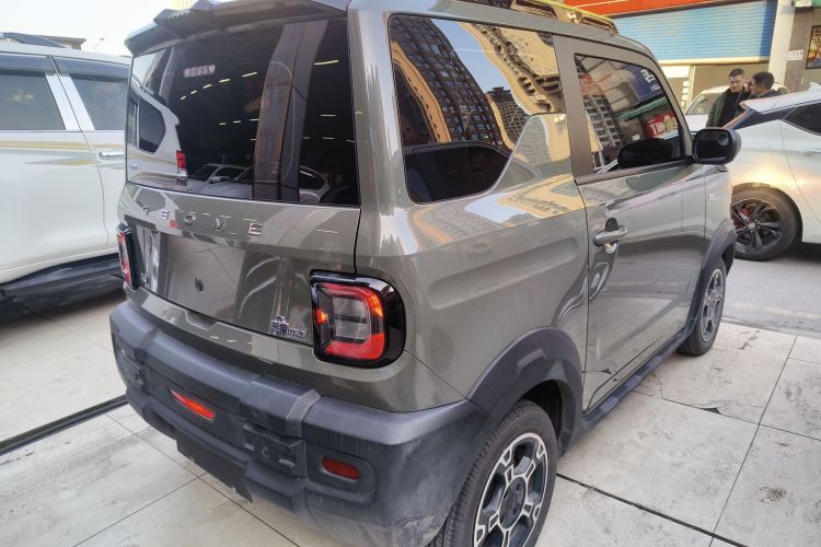 吉利银河 2024款 200km 熊猫骑士车身外观6005