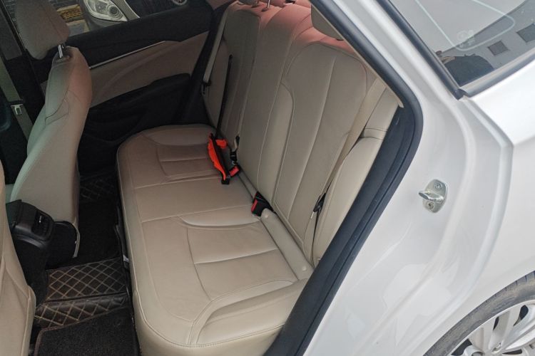 别克 英朗 2018款 15T 手动精英型 国V中控内饰7004