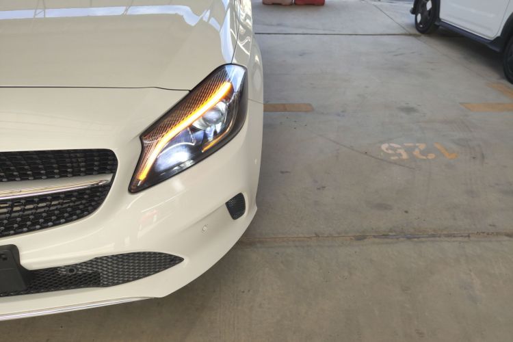 奔驰A级(进口) 2016款 A 200 时尚型局部细节36