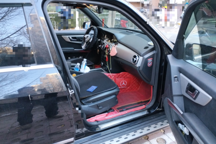 奔驰GLK级 2015款 GLK 260 4MATIC 时尚型 极致版局部细节9005