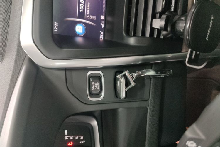 沃尔沃XC60 2017款 T5 智进升级版中控内饰7001