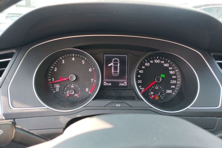 大众 迈腾 2020款 280TSI DSG 舒适型中控内饰14