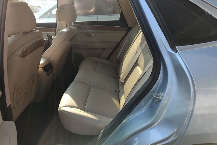 鸿蒙智行 问界M5 2022款 纯电四驱性能版中控内饰7004